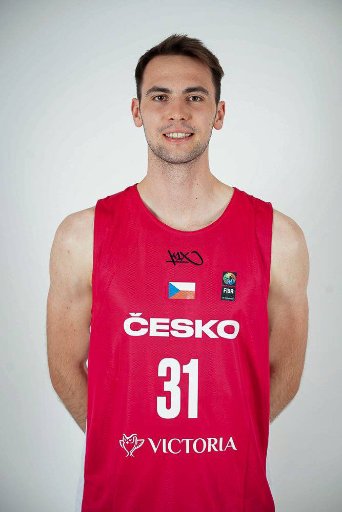 tobias mikula 31 basketbal