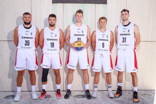 tobias mikula basketbal
